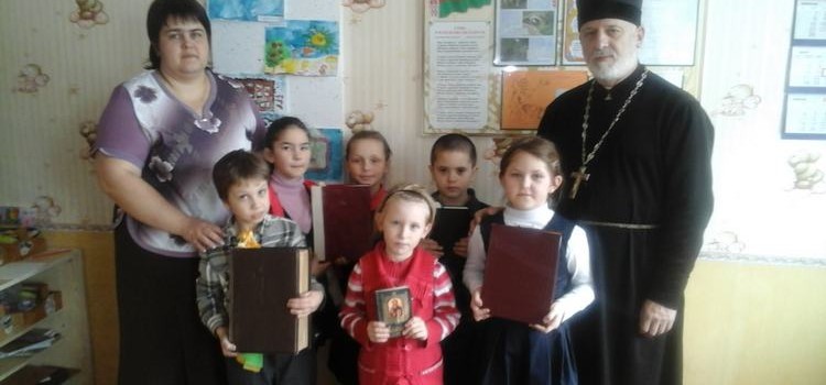 Мероприятие, посвященное Дню православной книги, состоялось в Спасо-Преображенском приходе с. Дмитровичи