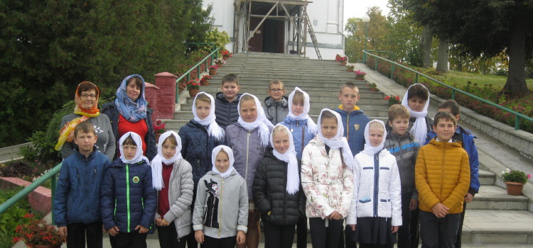 Экскурсия в церковную библиотеку.