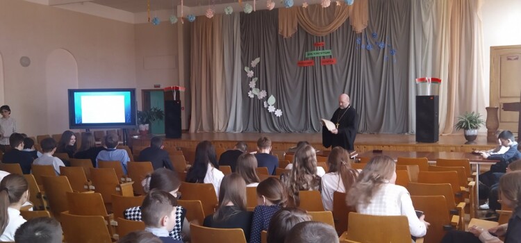 Книгу ничто не заменит.