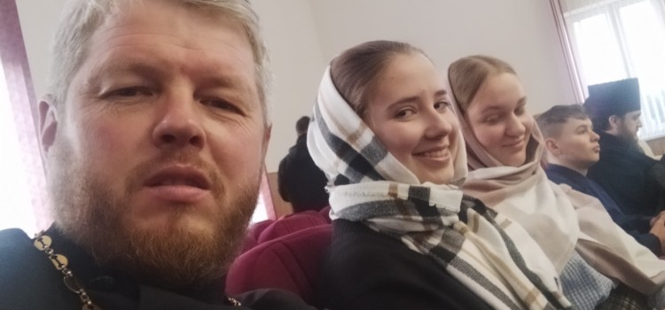 По случаю принесение ковчега с частицей Пояса Пресвятой Богородицы в г. Брест.