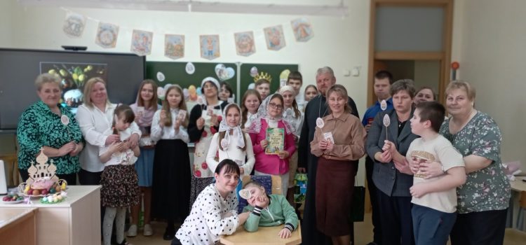 Светлым Воскресеньем Христовым!