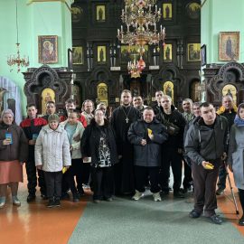 С Воскресением Христовым.