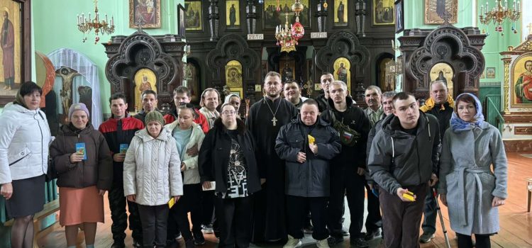 С Воскресением Христовым.