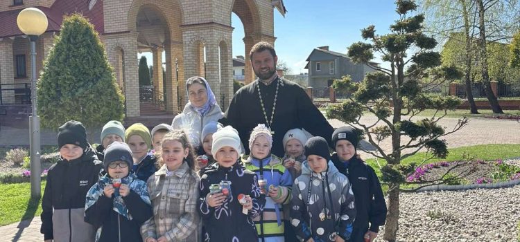 Праздник Пасхи для детей в стенах воскресной школы.