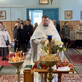 Крестный ход, “Неупеваемая Чаша”.